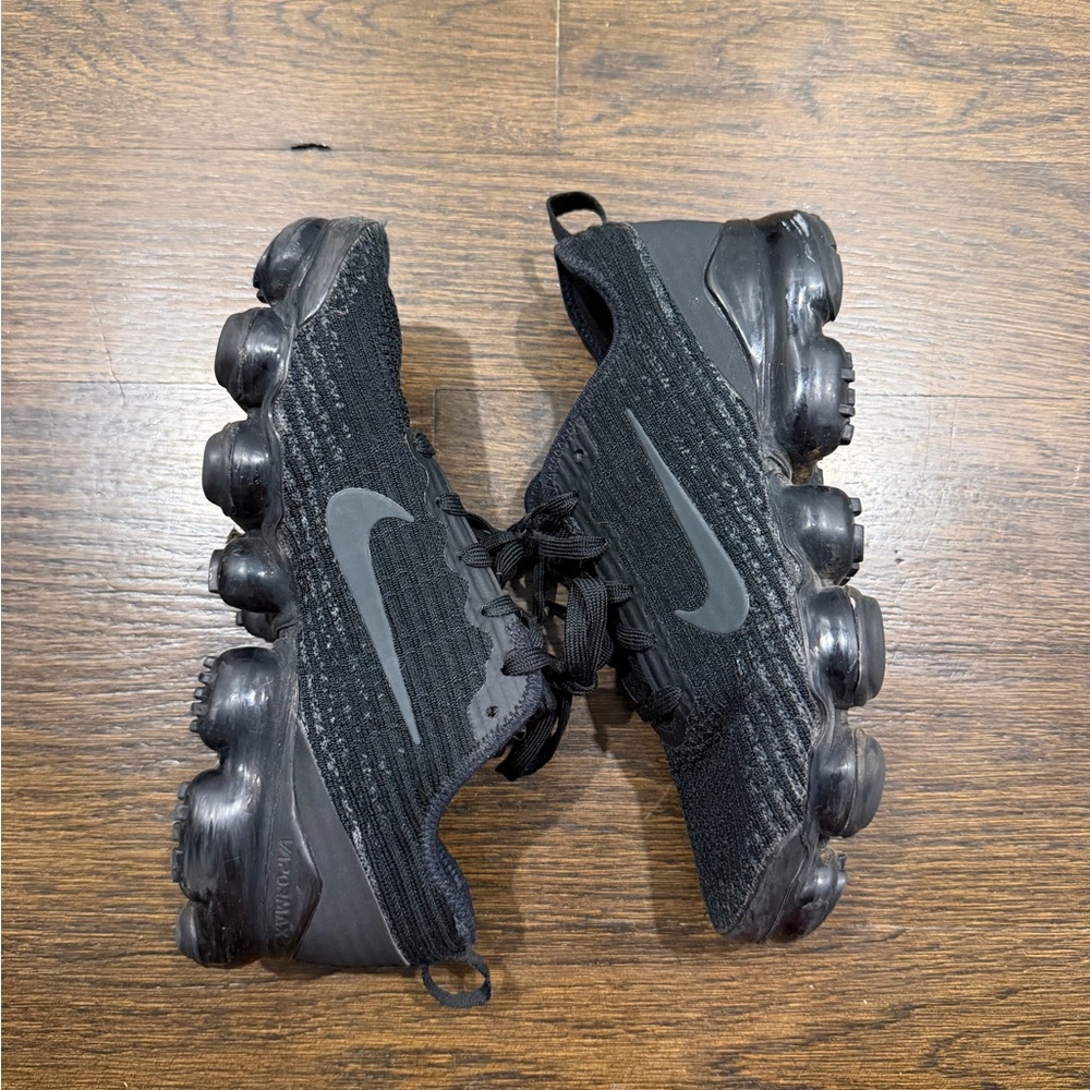 Nike Dark Gray Athletic Shoes